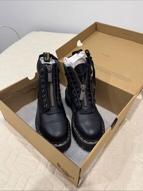 Dr. Martens | Shoes | Doc Dr Martens 2732 Mono Vegan Combat Boots